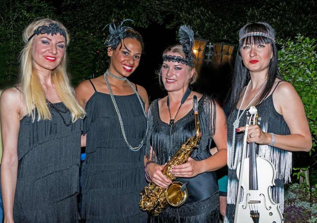 Abendrot Show Herr Gatsby und seine Glam Girls