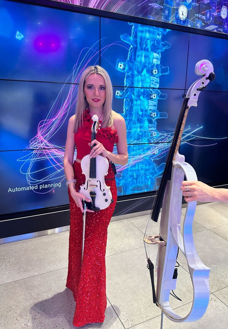 electro violinistin