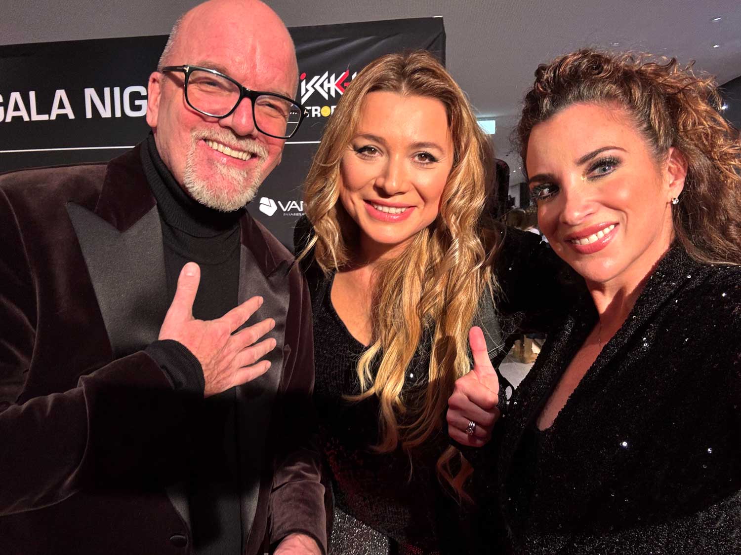 Live-Event in Ischgl: Saxophonistin und Electro-Violine von Munich All Stars bei Galaabend mit Gästen wie DJ Ötzi.